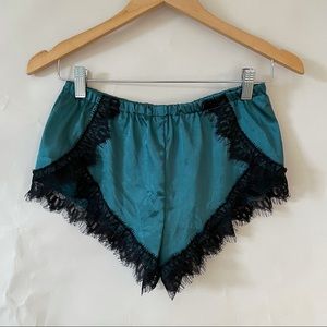 2 pc silky lingerie cami shorts set L